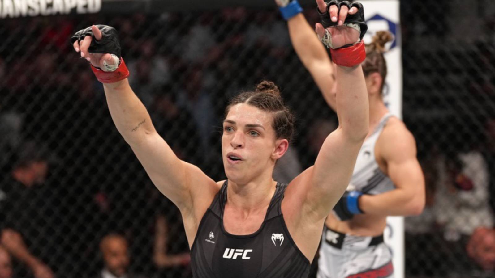 UFC 273: Mackenzie Dern gets a victory against Tecia Torres after a close fight