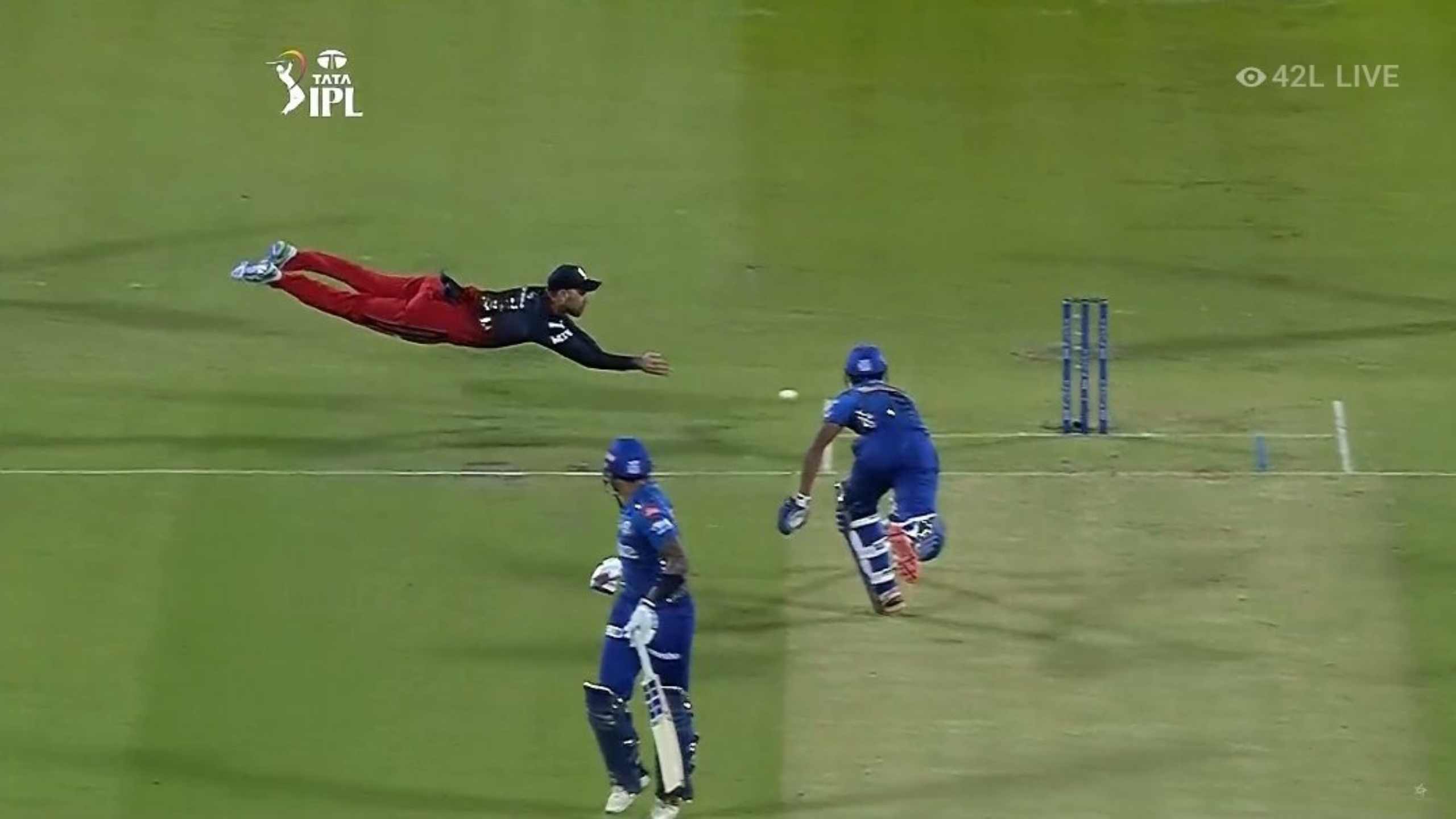 WATCH: Glenn Maxwell runs out Tilak Verma with a rocket throw, video goes viral