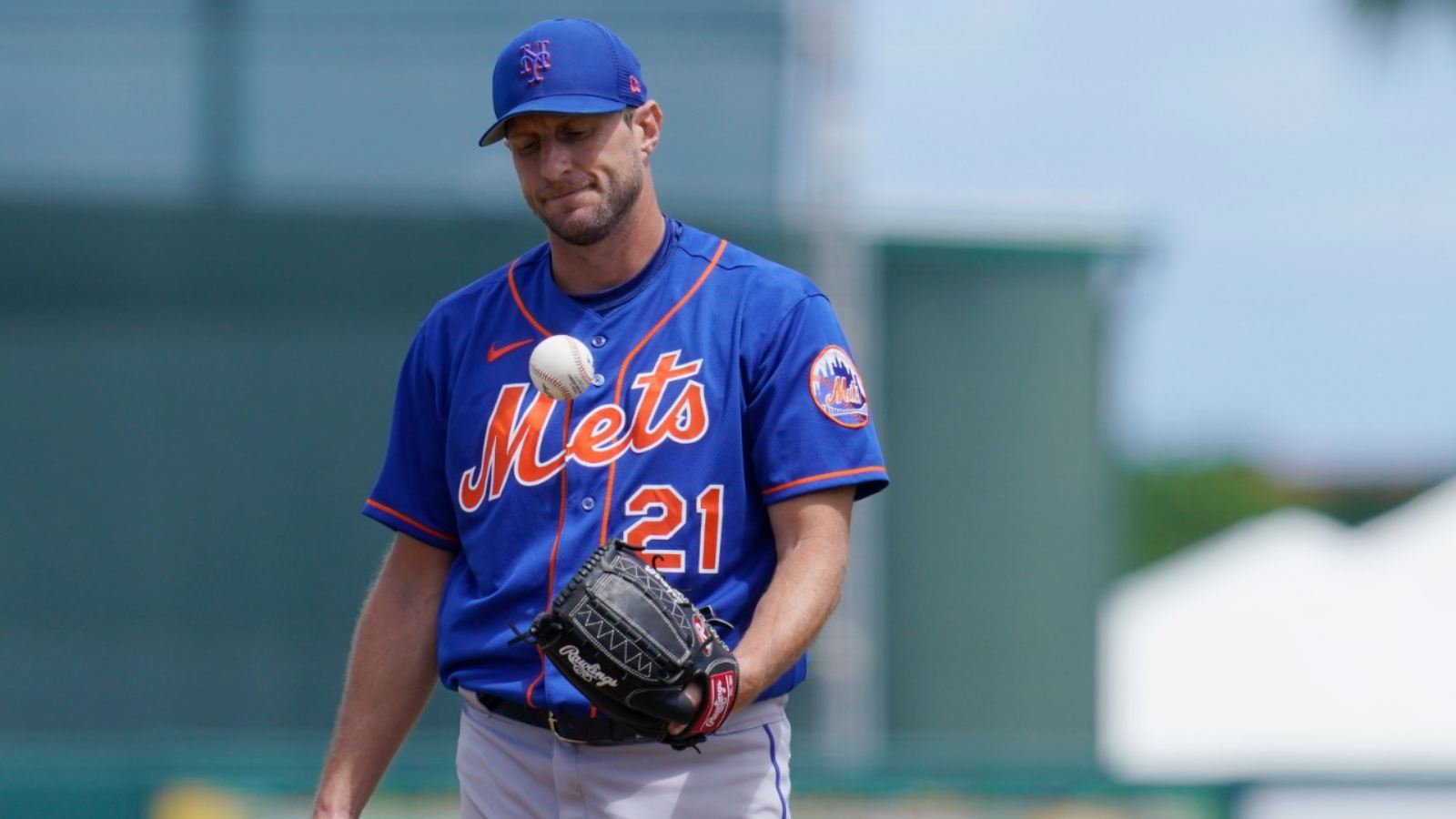 “Don’t feel like I really ripped it” – New York Mets pitcher Max Scherzer leaves start with ‘left side discomfort’