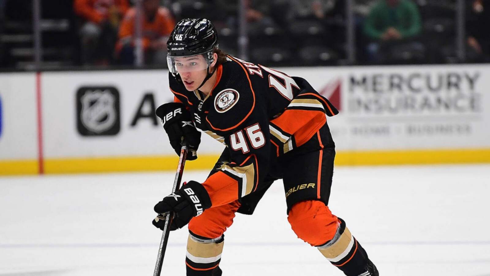 “Think it’s embarrassing, bad look for league” – Ducks’ Trevor Zegras upset over blindside cross-check from Coyotes’ Jay Beagle