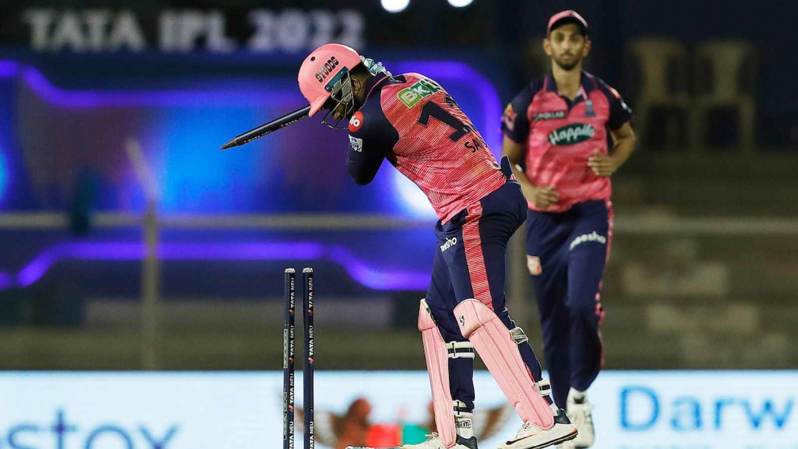 [Watch] – Sanju Samson involved in hilarious fumbling as he tries to stump out Deepak Hooda