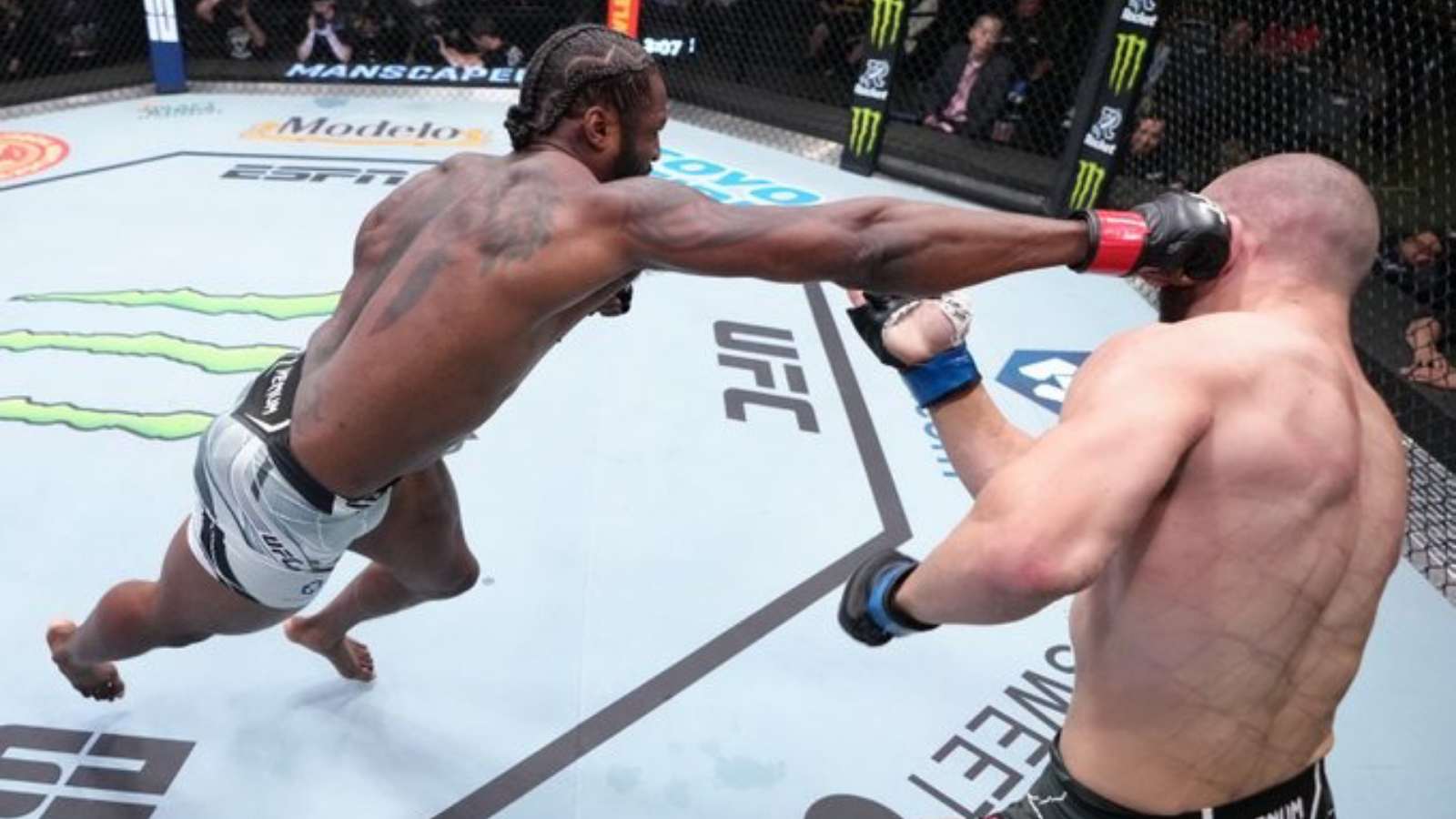 Watch: Ryan Spann makes a crazy comeback to choke Ion Cutelaba at the co-main event of UFC Vegas 54