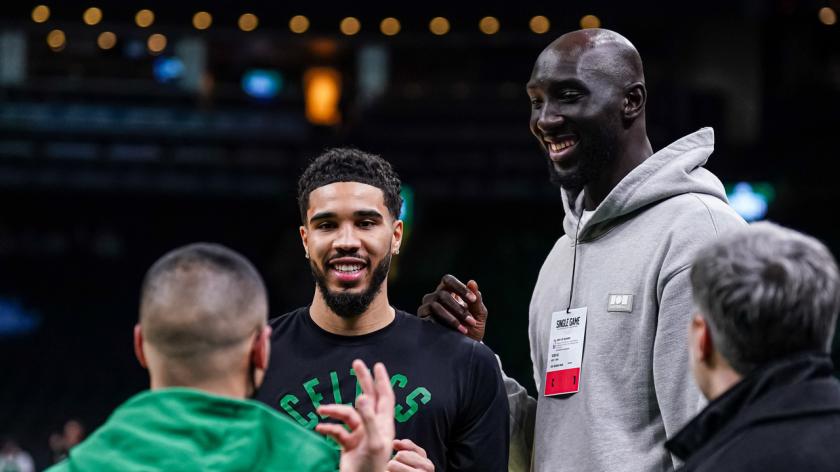 “Luxury Pro Max at TD Garden” Courtside fan gets cushion extension only to watch Game 5 action behind 7’6 inches tall Tacko Fall