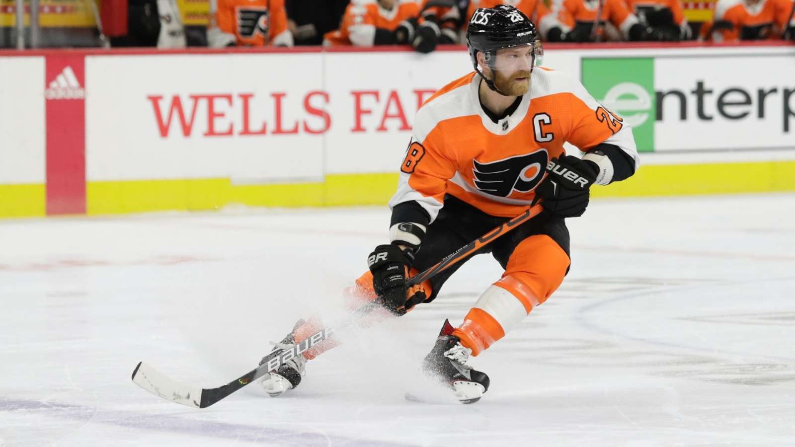 Claude Giroux Net Worth, Career, Endorsements, Wife, Family, and more