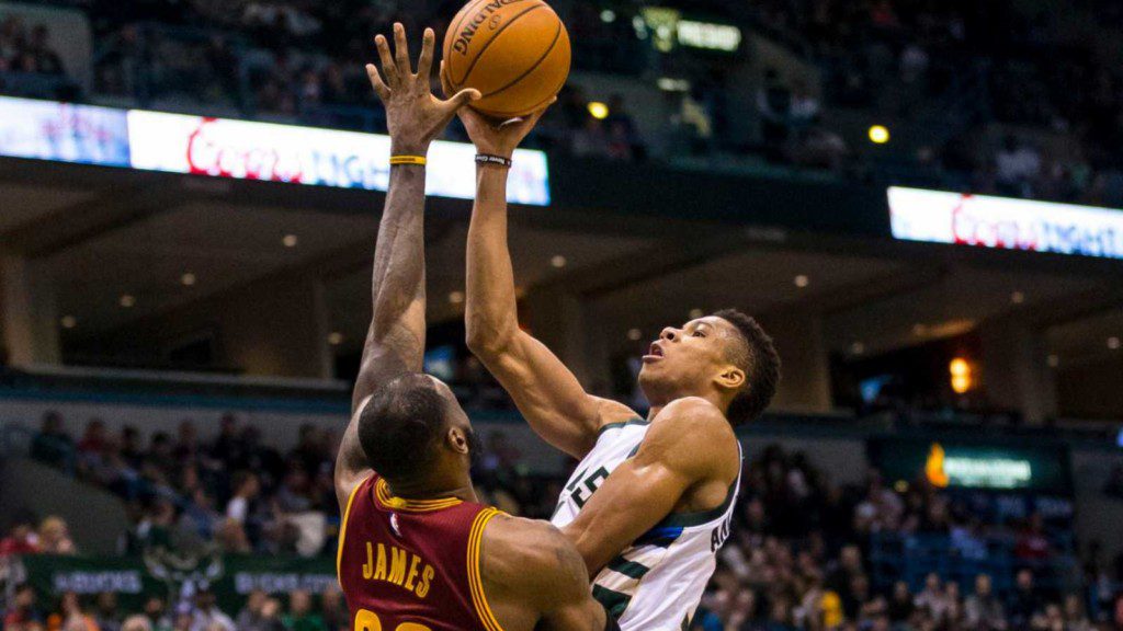 Giannis Antetokounmpo vs LeBron James