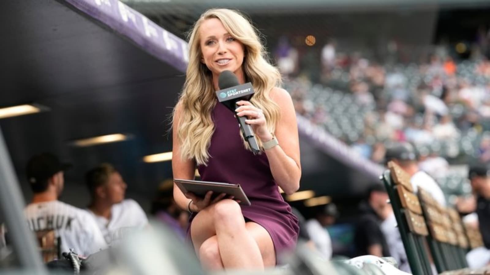 “Received internal and external stitches” – Rockies reporter Kelsey Wingert hit in head by a 95-mph ball