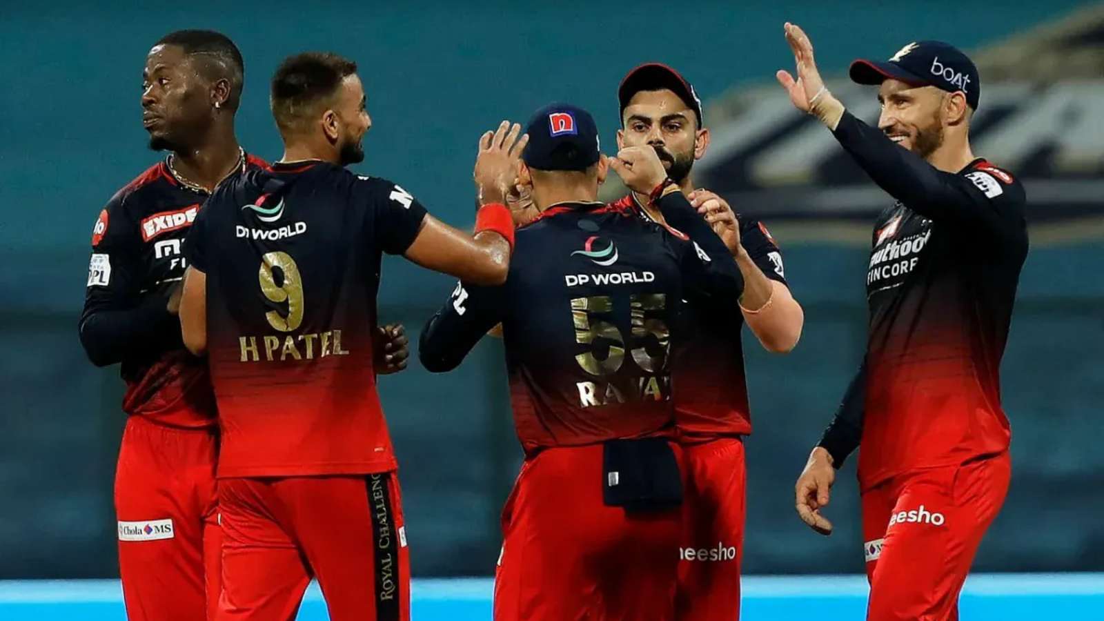 [Watch] – Virat Kohli gestures the crowd to chant RCB as they eliminate Lucknow to reach Qualifier 2 of IPL 2022