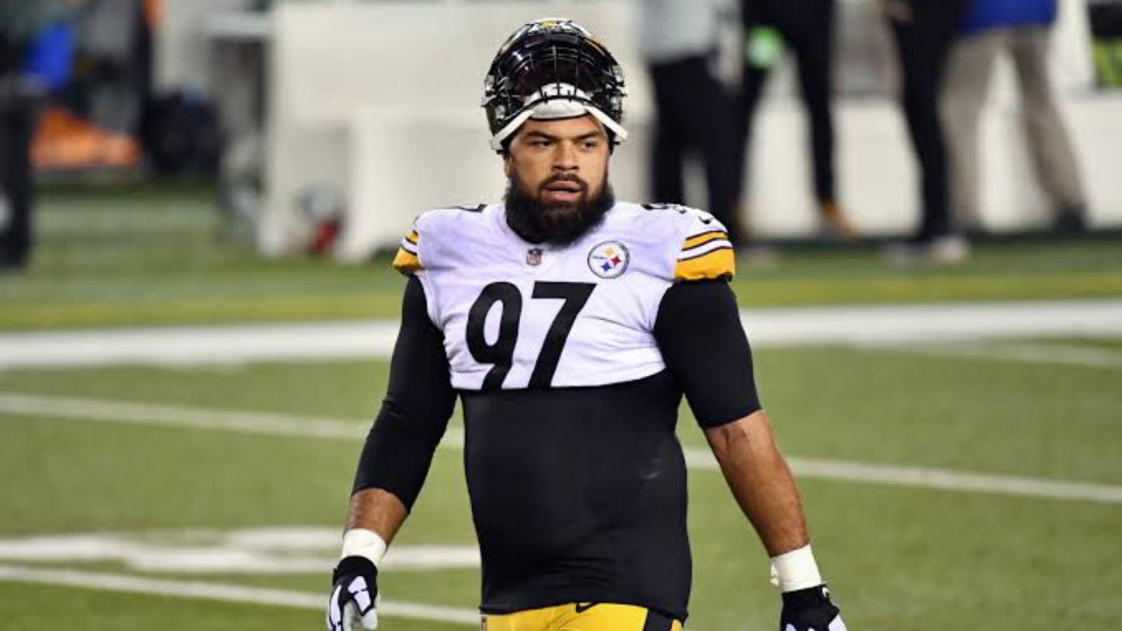 “We do not deserve this TERROR”: “Steelers’ Cam Heyward addresses concerns on the terrible shooting in Texas school