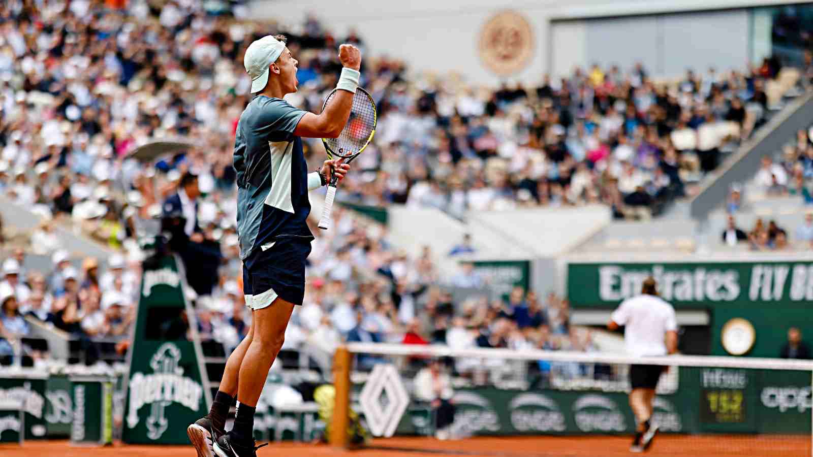 A Danish Dream! Holger Rune stuns Stefanos Tsitsipas to enter the quarterfinal at his French Open debut