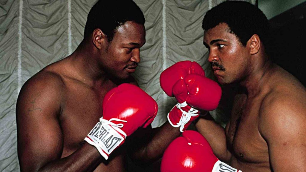 Muhammad Ali vs Larry Holmes