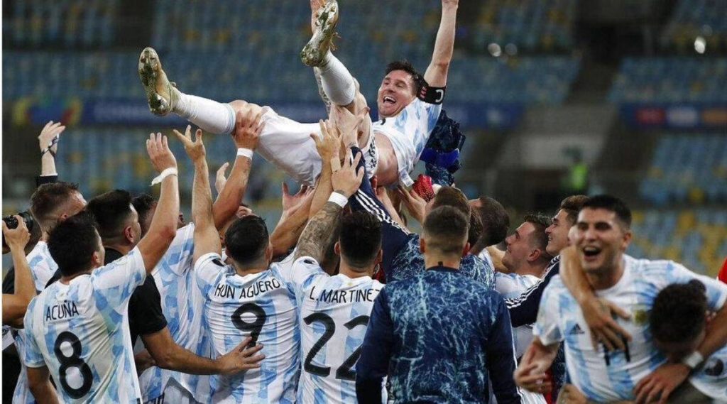 Argentina lifting Lionel Messi