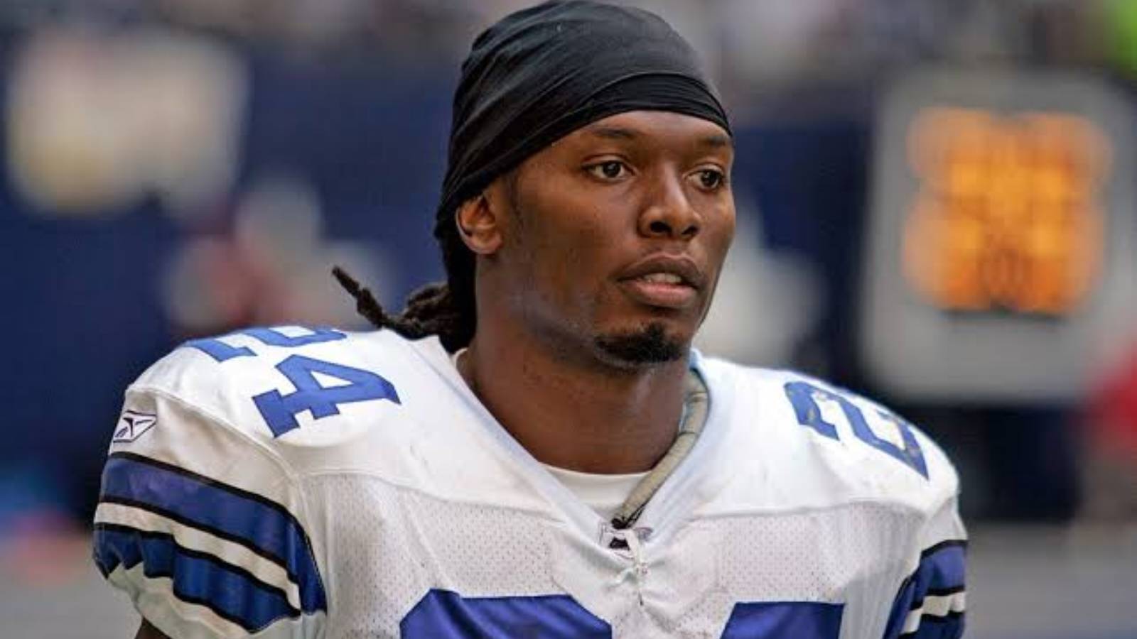 “Is Adam Schefter running ABC News?”: Fans brutally bash ABC for ‘insensitive’ Tweet on Marion Barber’s death