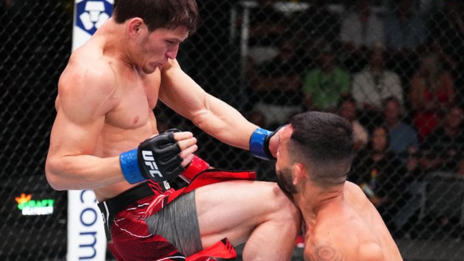 Movsar Evloev defeats Dan Ige in unanimous decision to gatekeep undefeated record at UFC Vegas 56