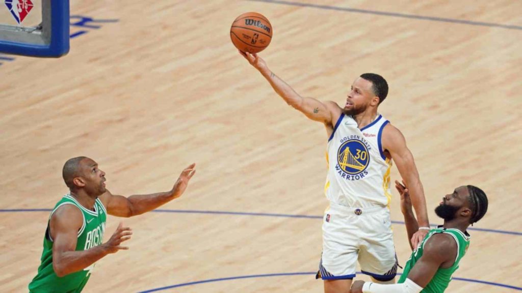 Stephen Curry, Al Horford and Jaylen Brown