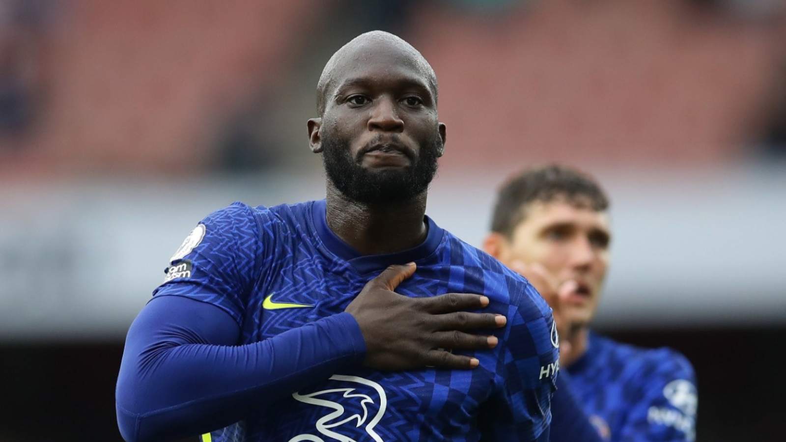 “Married a woman named Chelsea, then went public about his love for his ex”: Twitter takes a dig at £100m Romelu Lukaku as he is expected to return to Inter Milan yet again