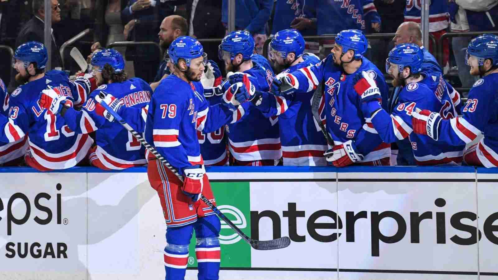 Watch – Rangers fan caught on camera punching Lightning fan at Madison Square Garden