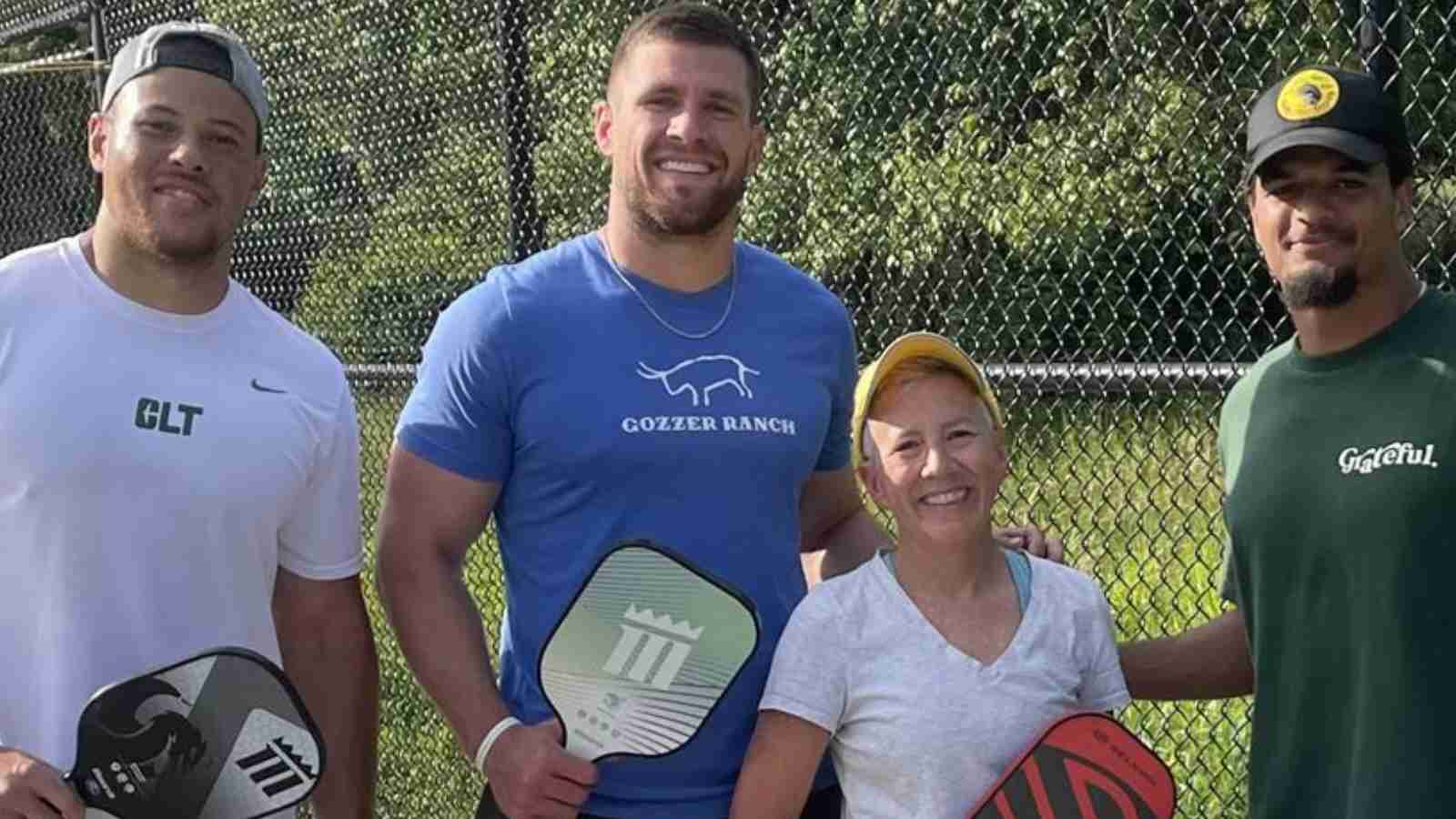 “64 years old WHOOPS Steelers” – NFL fans react as Steelers defenders T.J. Watt, Minkah Fitzpatrick, and Alex Highsmith got schooled at pickleball