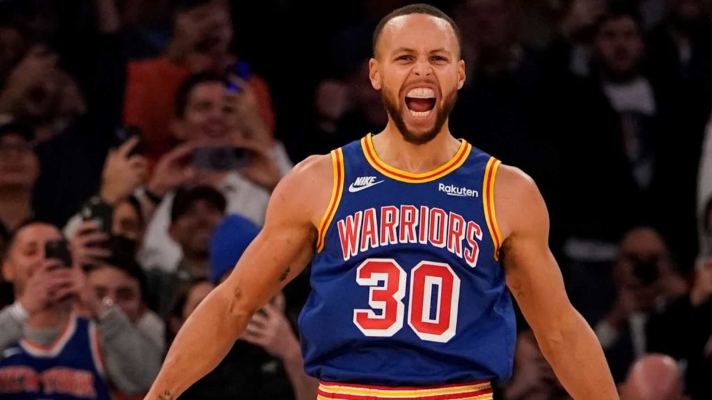 Stephen Curry bouncing back in games