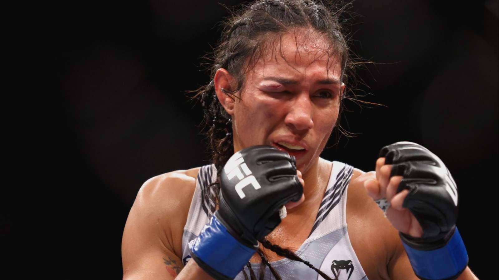 “I was scared, I freaked out”- Taila Santos reveals how her eye injury affected the result of her title fight against Valentina Shevchenko