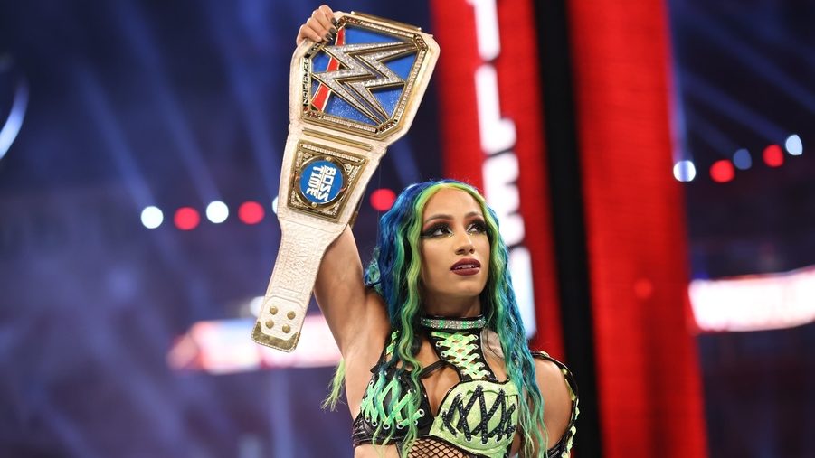 BREAKING : Sasha Banks reportedly released from WWE