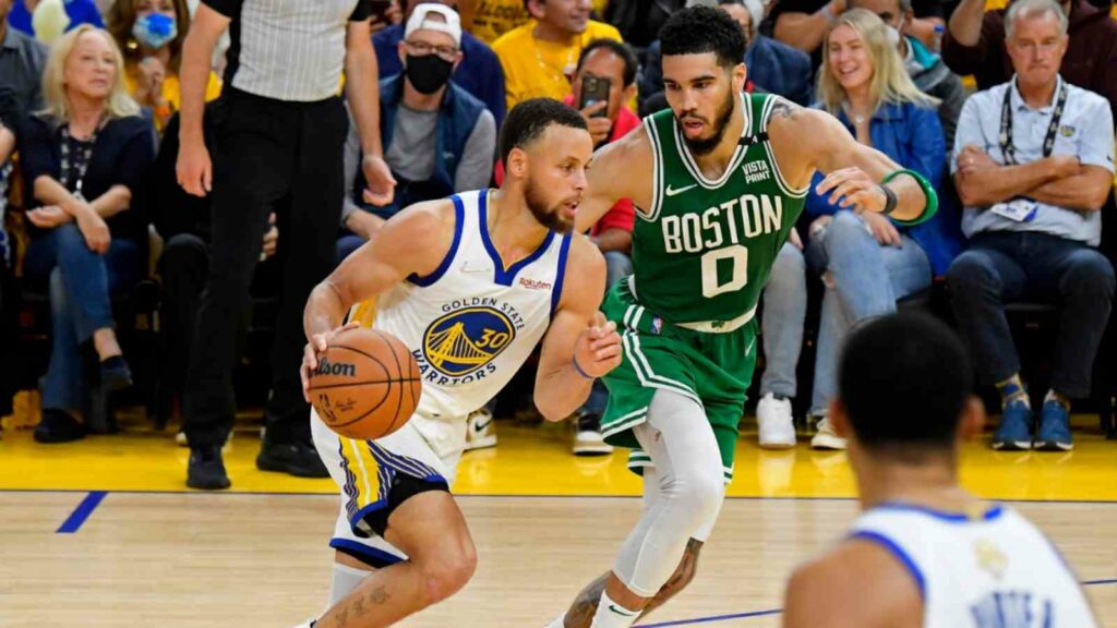 Jayson Tatum guarding Stephen Curry in Game 5