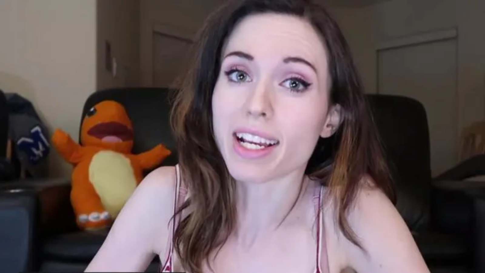 Amouranth alleged stalker arrested for breaking into her house