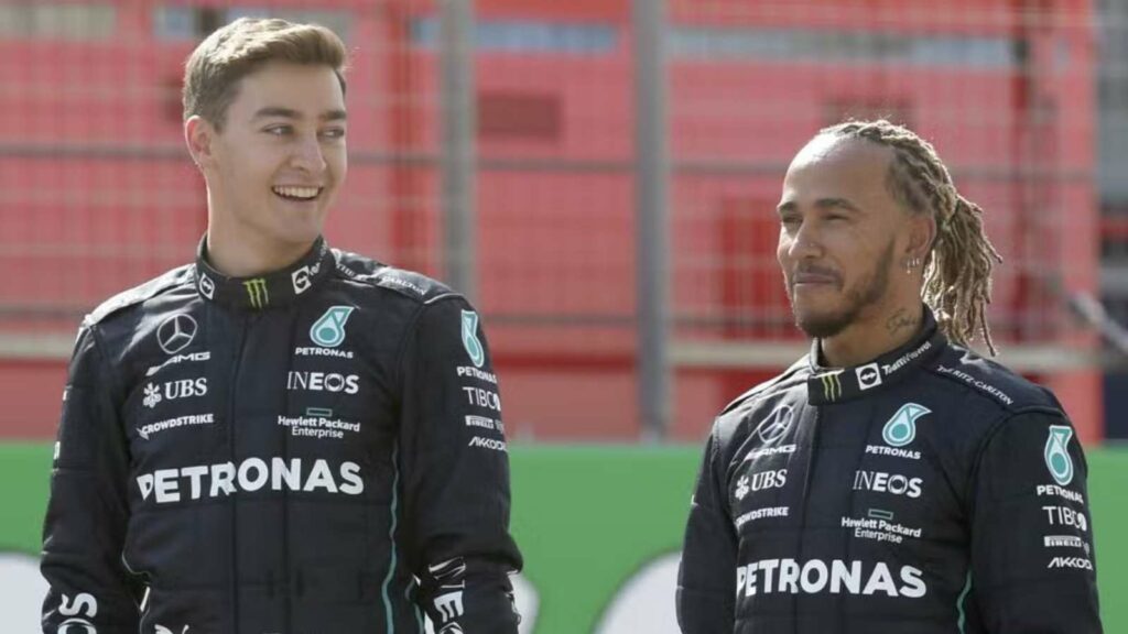 George Russell (Left) & Lewis Hamilton (Right)