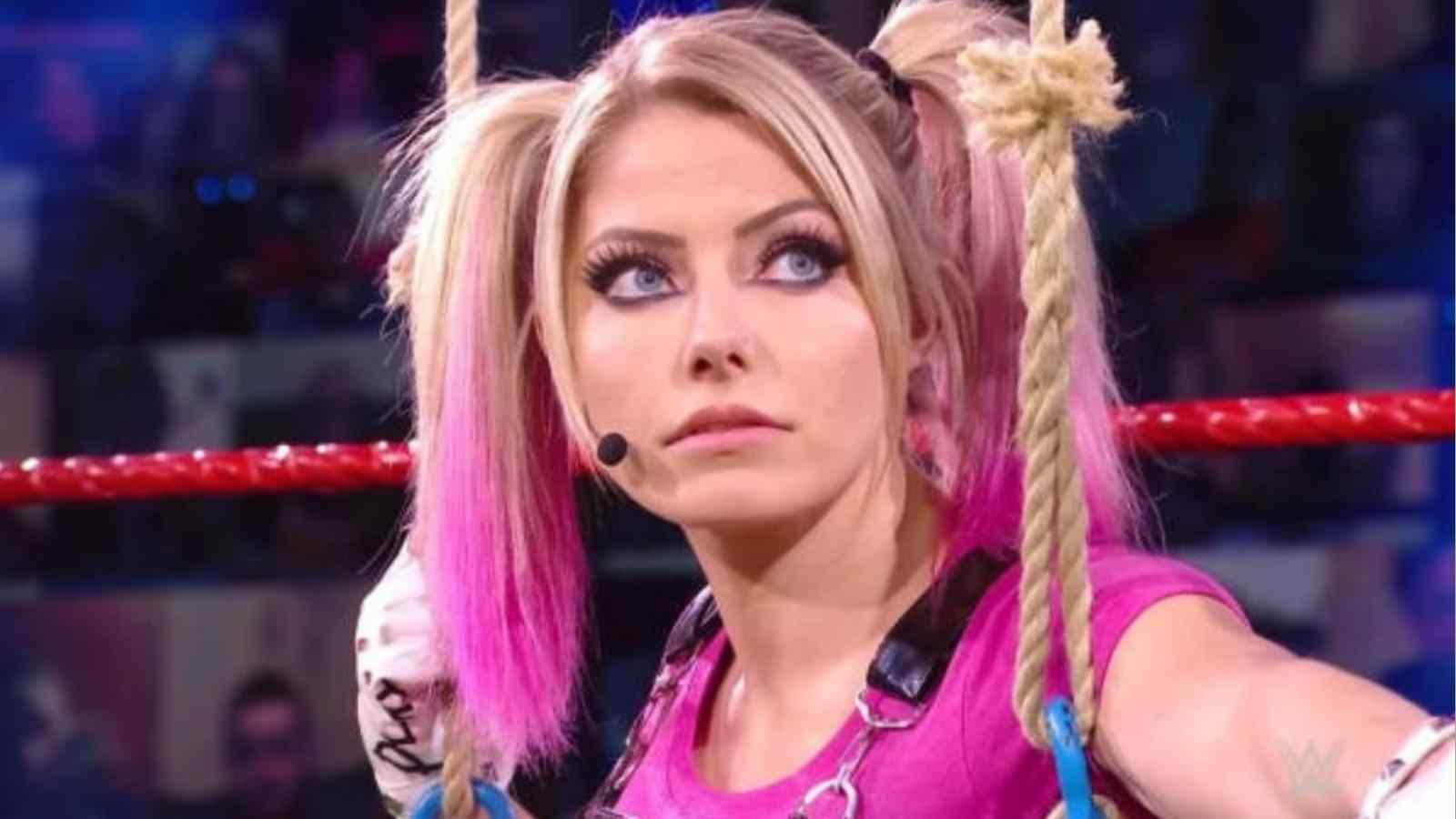 “I wasn’t listening”- Alexa Bliss addresses her encounter with Becky Lynch on Twitter