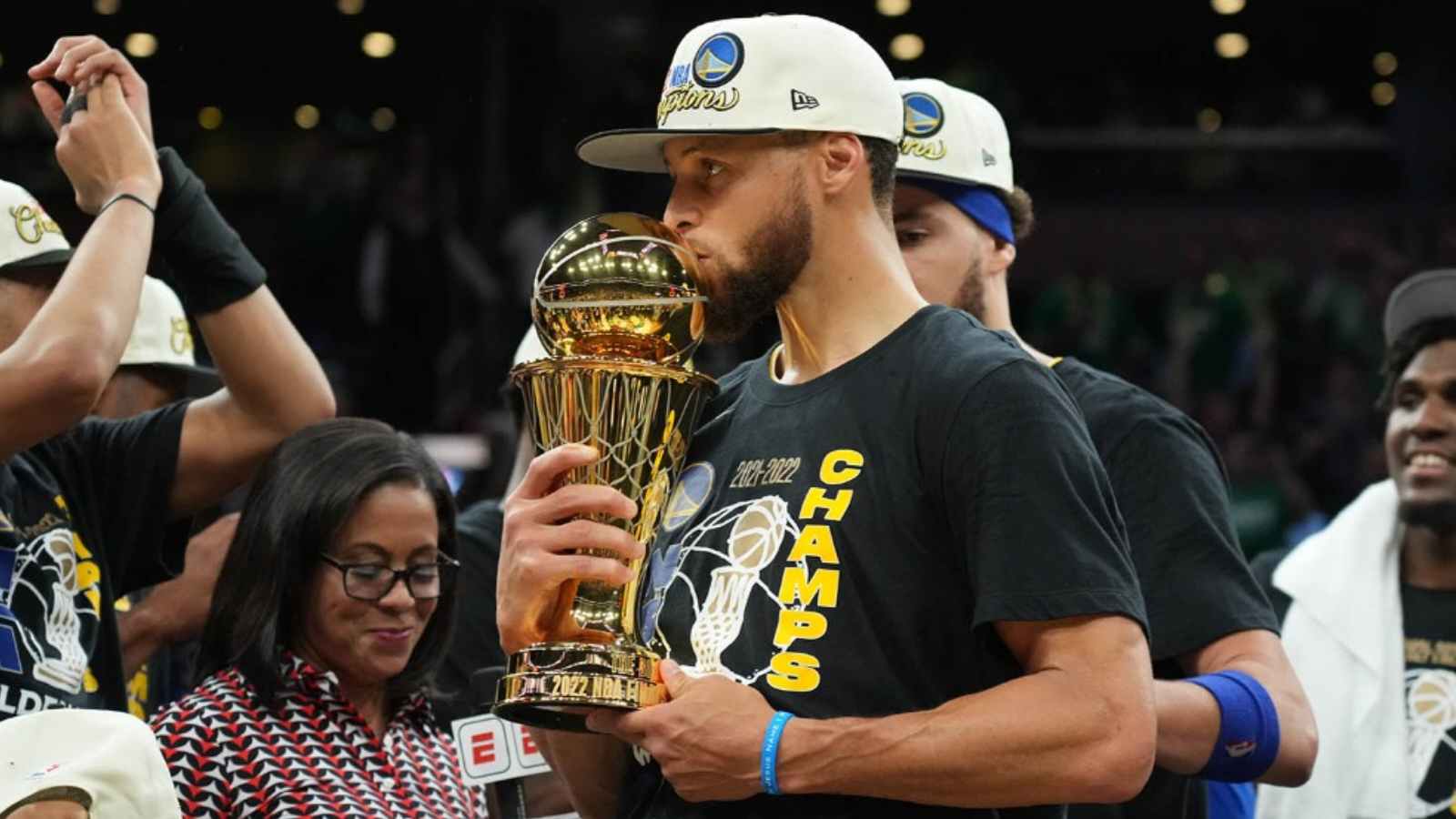 “Most underrated GOAT contender” Stephen Curry registers never-before-seen record whilst securing 2022 NBA Finals MVP accolade