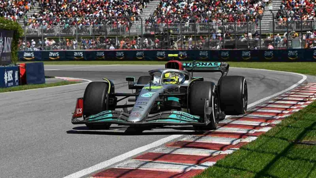 Mercedes suffering from porpoising