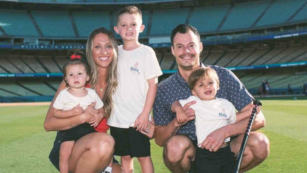 Joe Kelly, Ashley Parks and their children