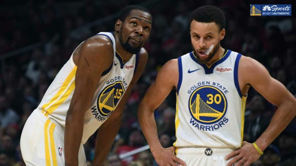 Kevin Durant and Stephen Curry in 2018