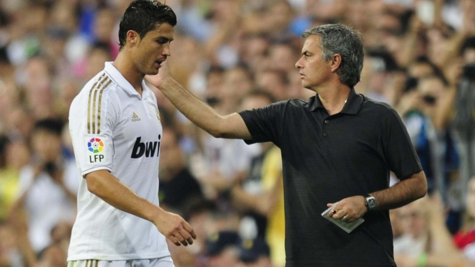 Cristiano Ronaldo offered chance to reunite with Jose Mourinho amidst reports of staying at Manchester United