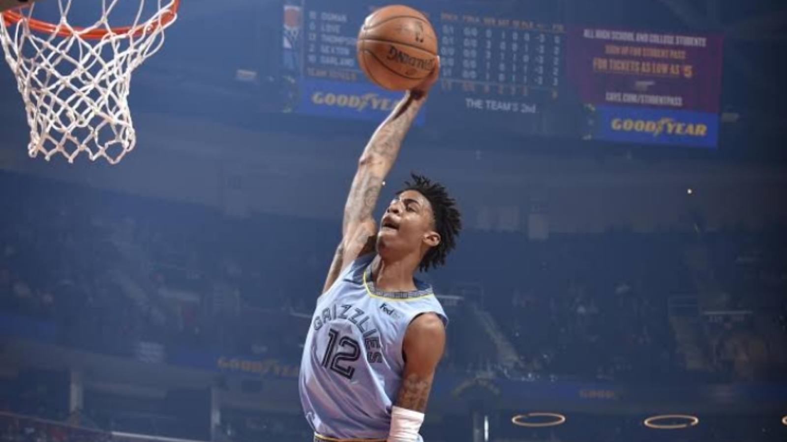 “The school is SHUT DOWN” JA Morant puts on a dunk show in Alabama High School