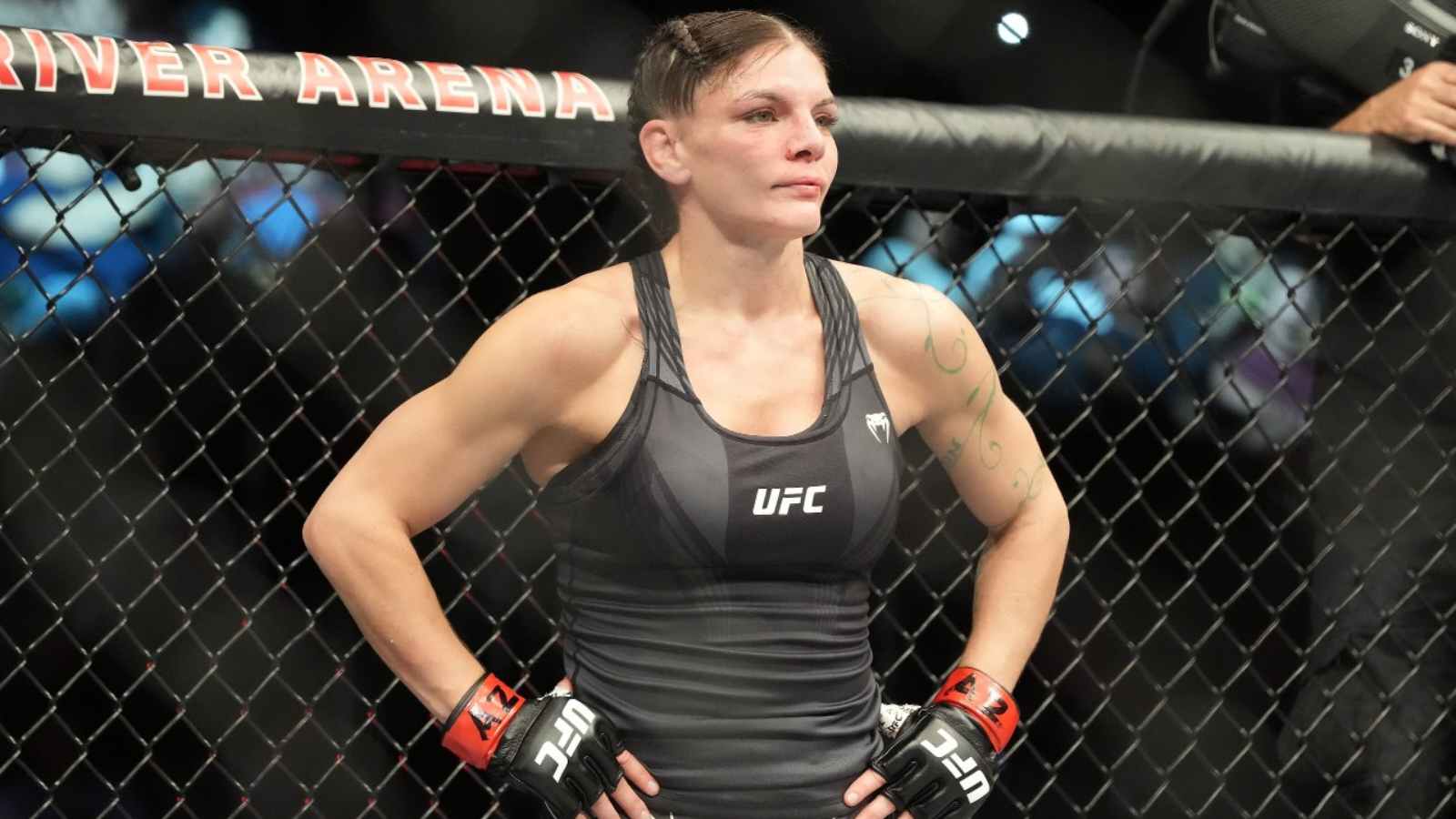 Lauren Murphy release an official statement after pulling out from her fight against Miesha Tate