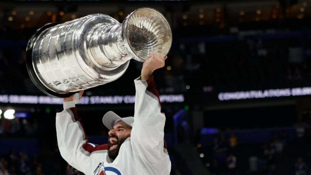 Nazem Kadri lifts up the Stanley Cup