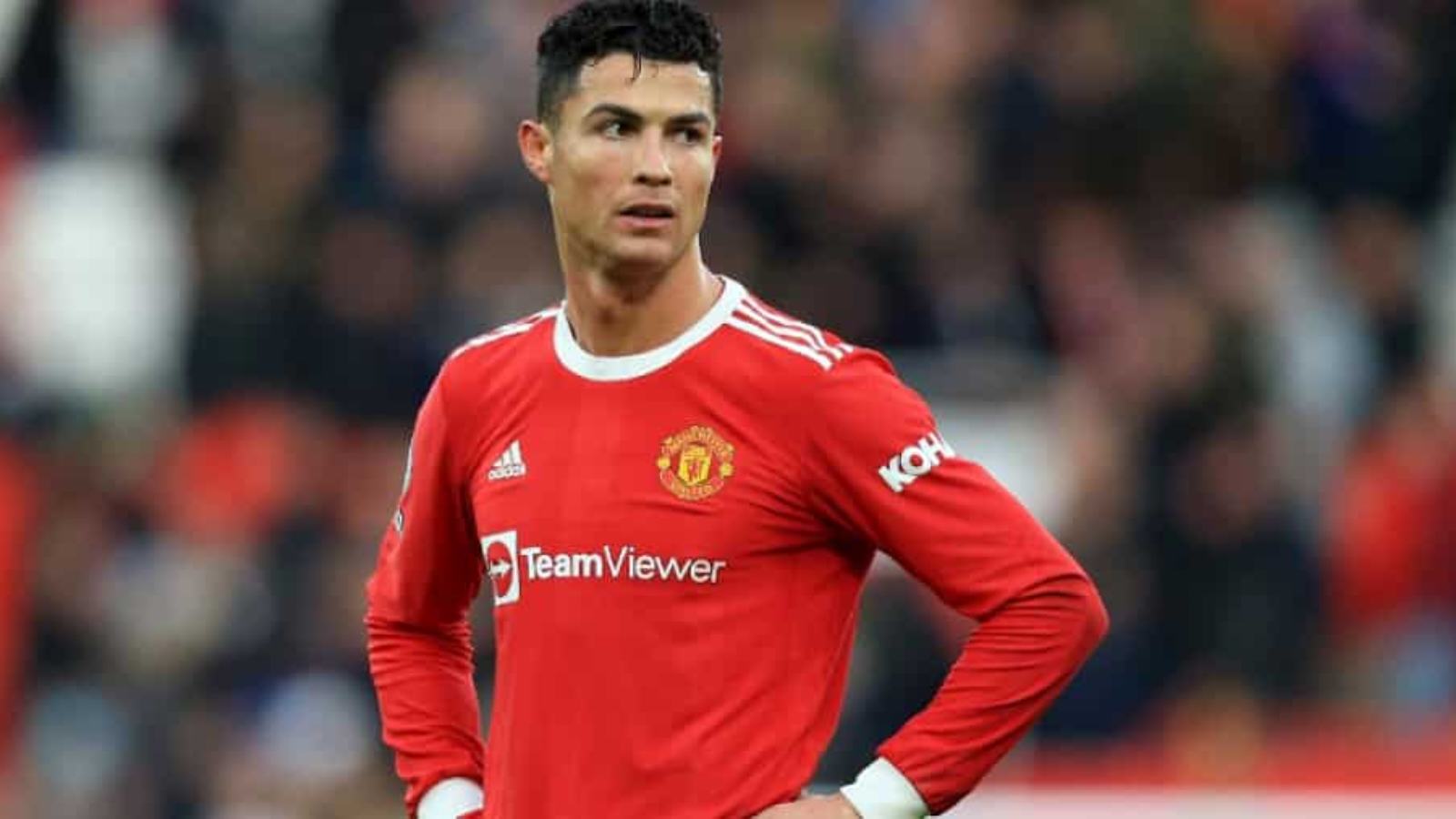 “Lionel Messi is the GOAT”: Manchester United fans slam Cristiano Ronaldo as he wishes to leave the Red Devils this summer