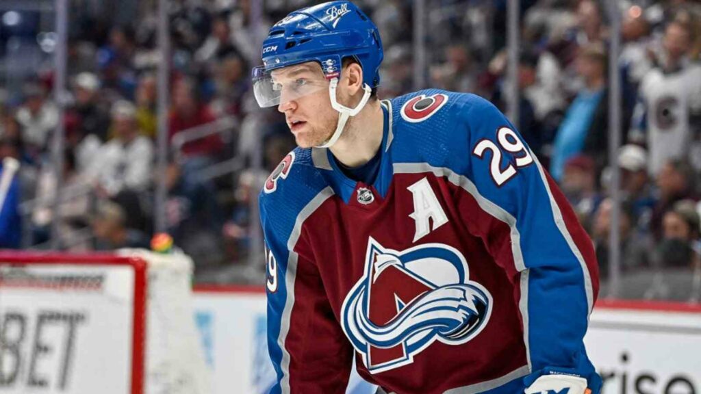 Nathan Mackinnon