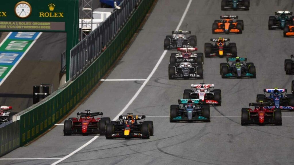 Max Verstappen and Charles Leclerc at the start of the Austrian Sprint