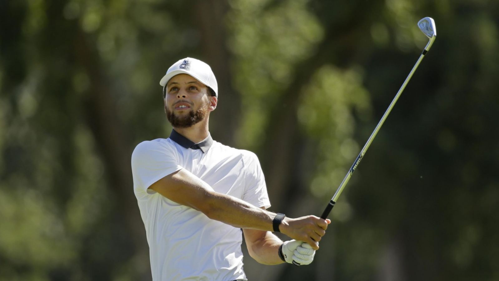 “Don’t care if it’s Golf or NBA” Warriors star Stephen Curry goes ‘night night’ after nailing dagger on green course