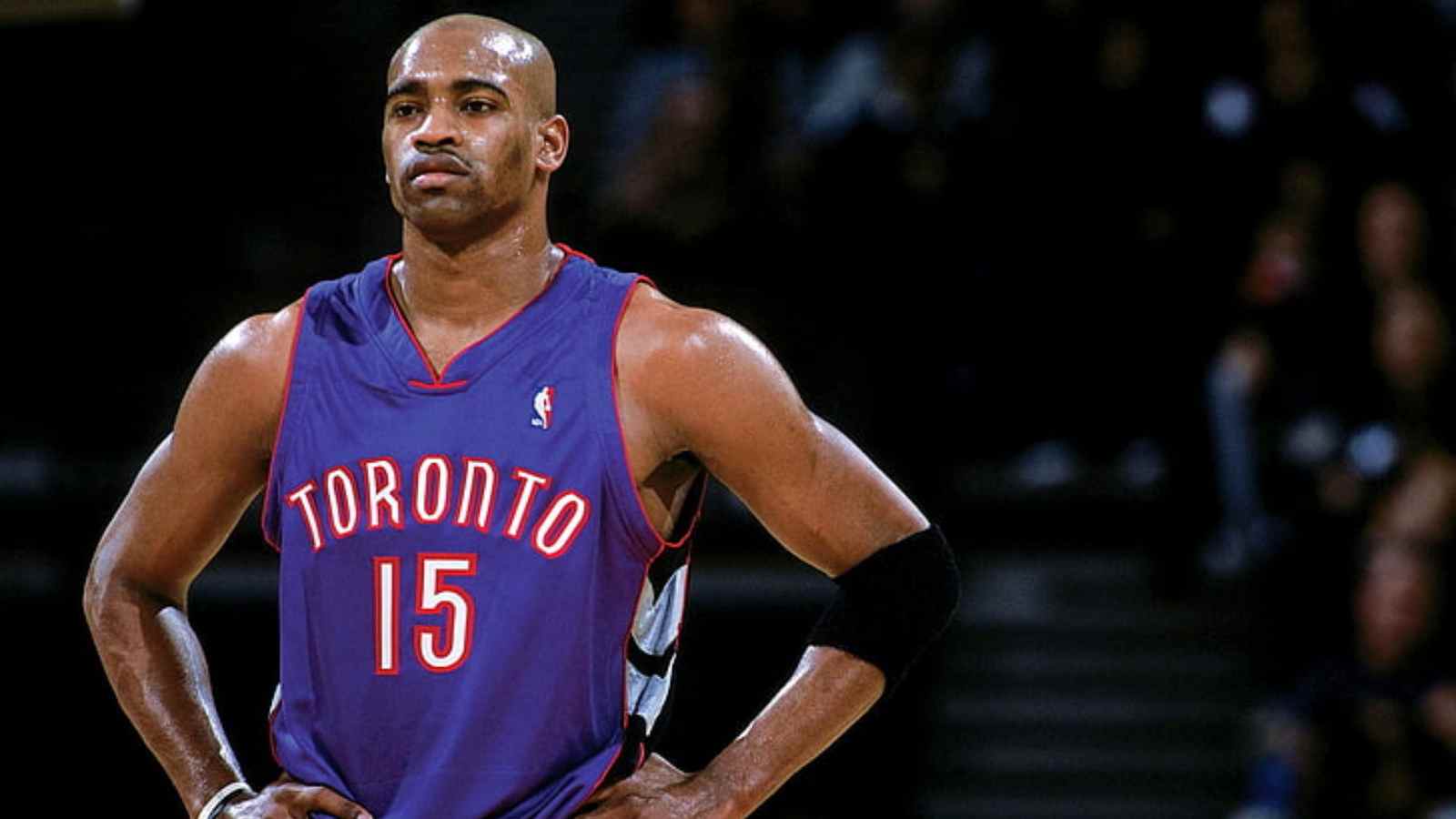 Vince Carter with the Raptors in 2000