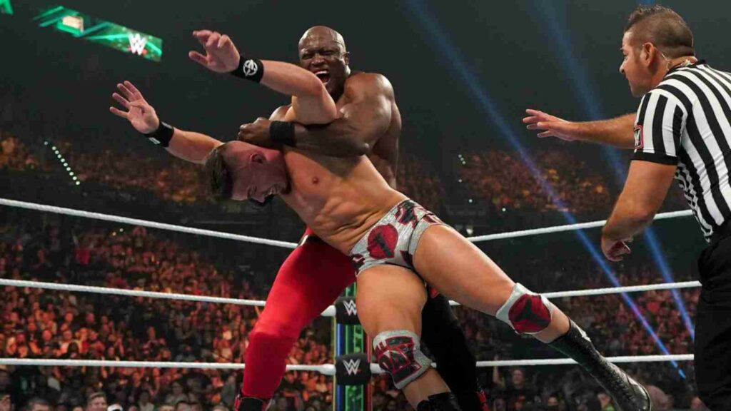 Bobby Lashley applying the Hurt Lock on Theory at the MITB Live Event.