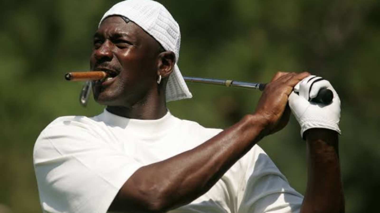 Michael Jordan and Nike went from $3 Million in 4 years to $3 Million in every 5 hours