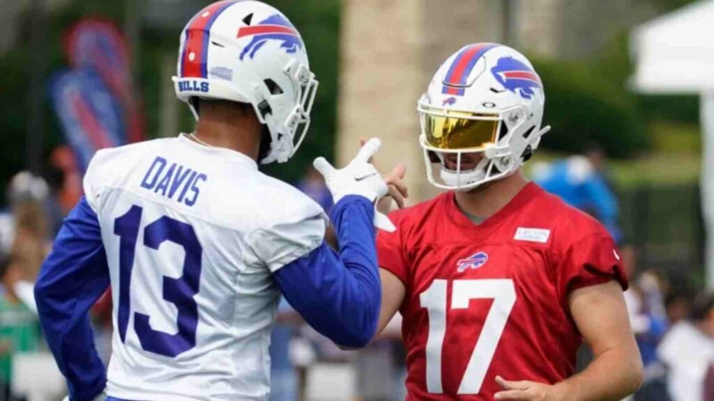 Gabriel Davis and Josh Allen