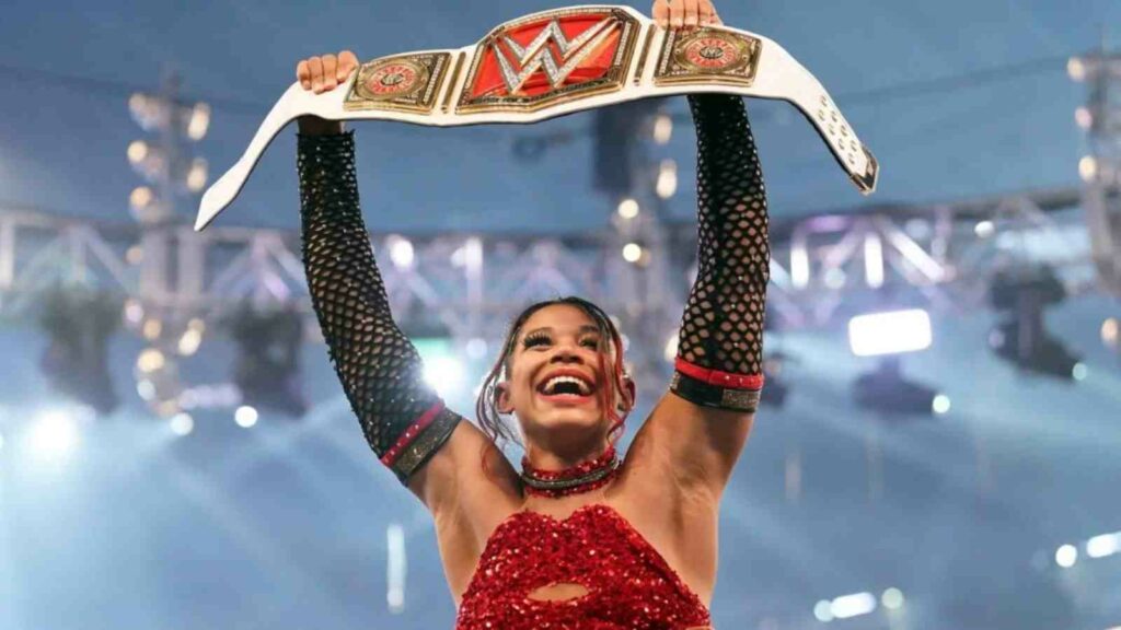 Bianca Belair wins RAW Women's Championship.