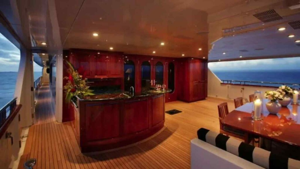 Tiger Woods' Luxury Yacht 'Privacy'