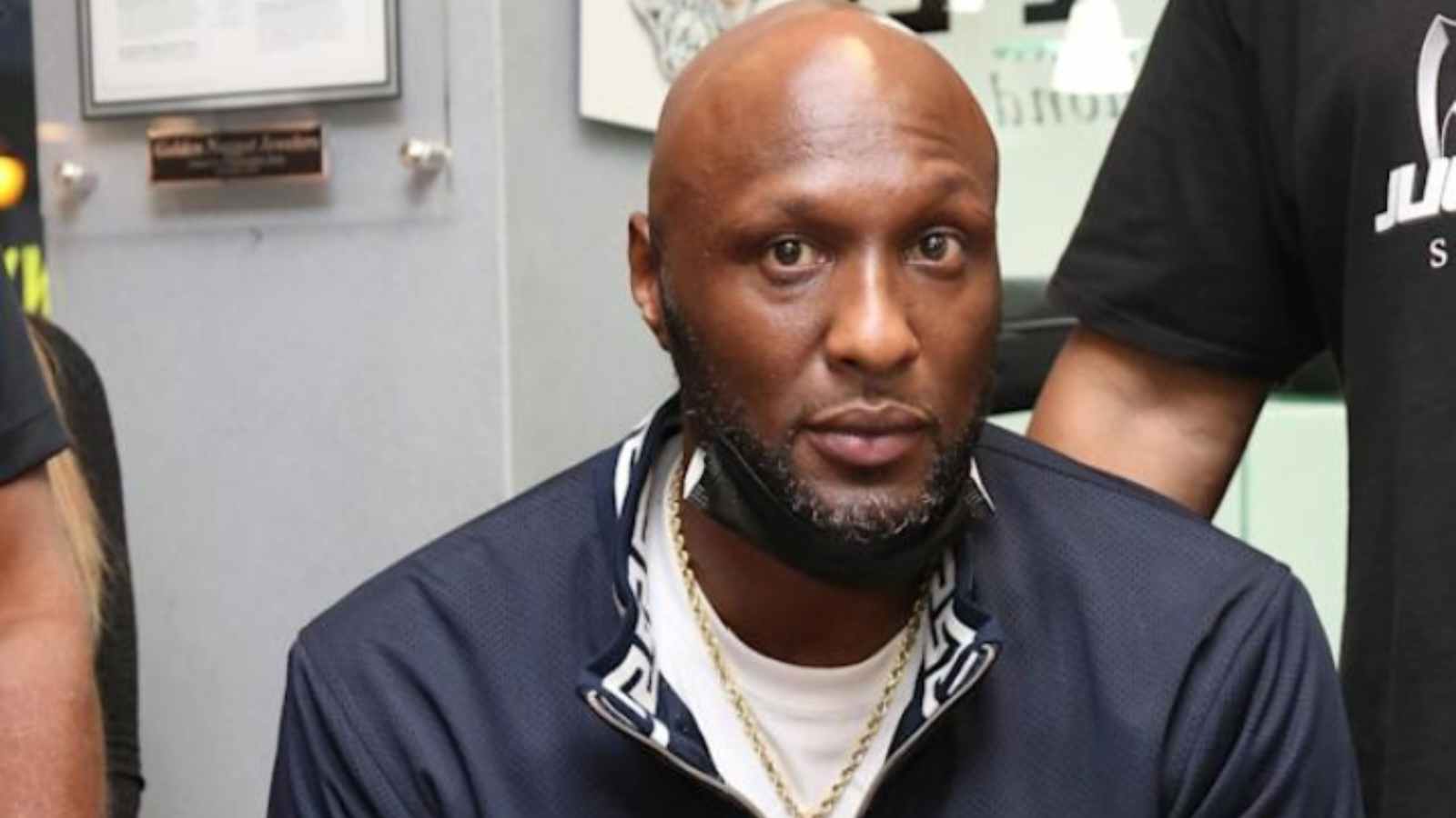 “I’m BACK” Lamar Odom reclaims Instagram after visit to California headquarters