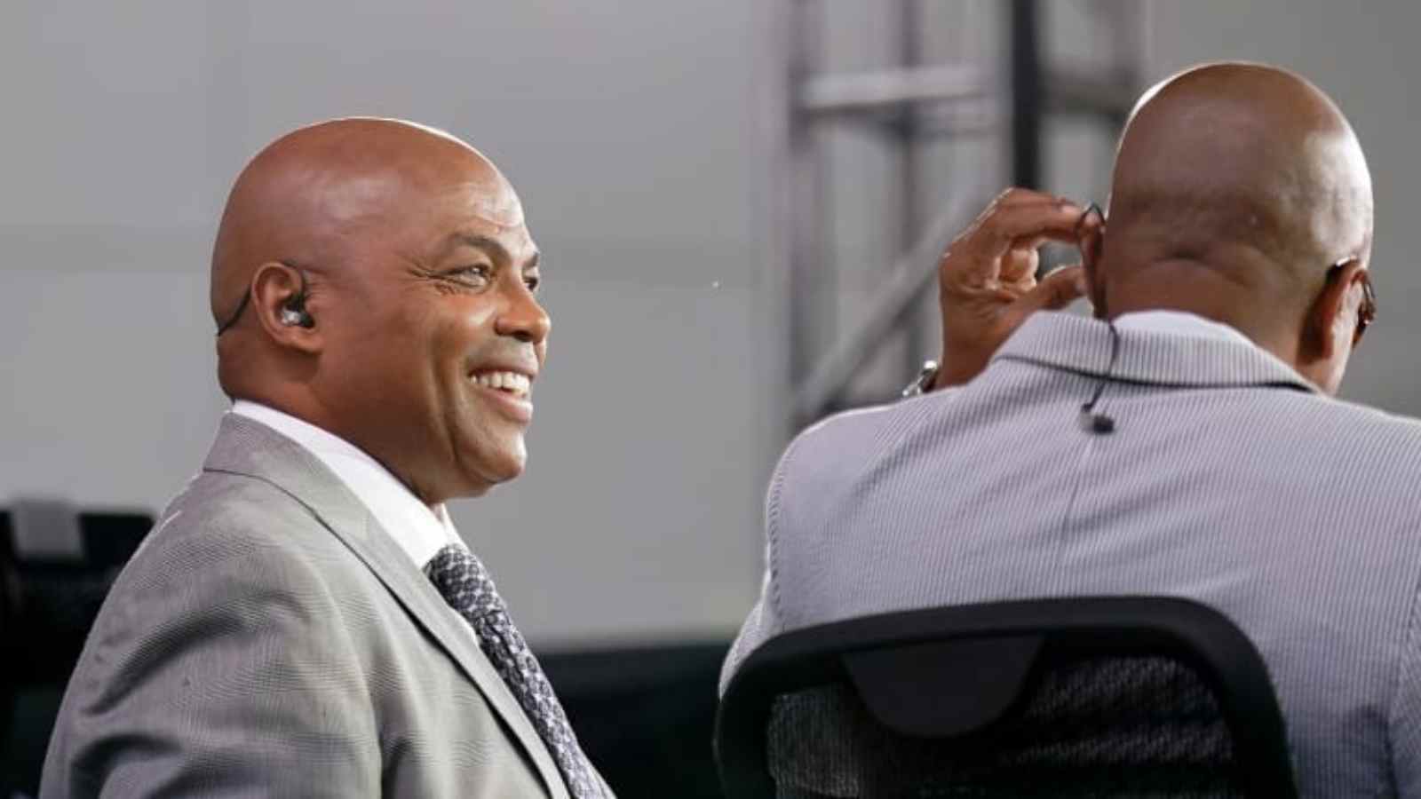 “He’s a pu**y” Charles Barkley held no regard while calling out TNT producer live on-air