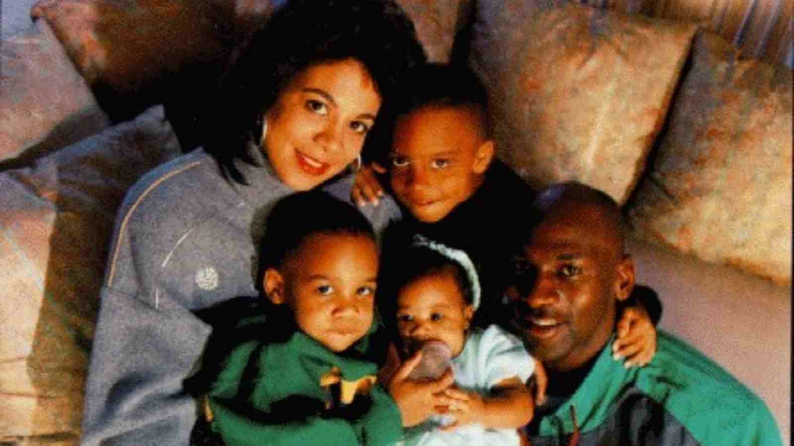 Michael Jordan with his wife and kids