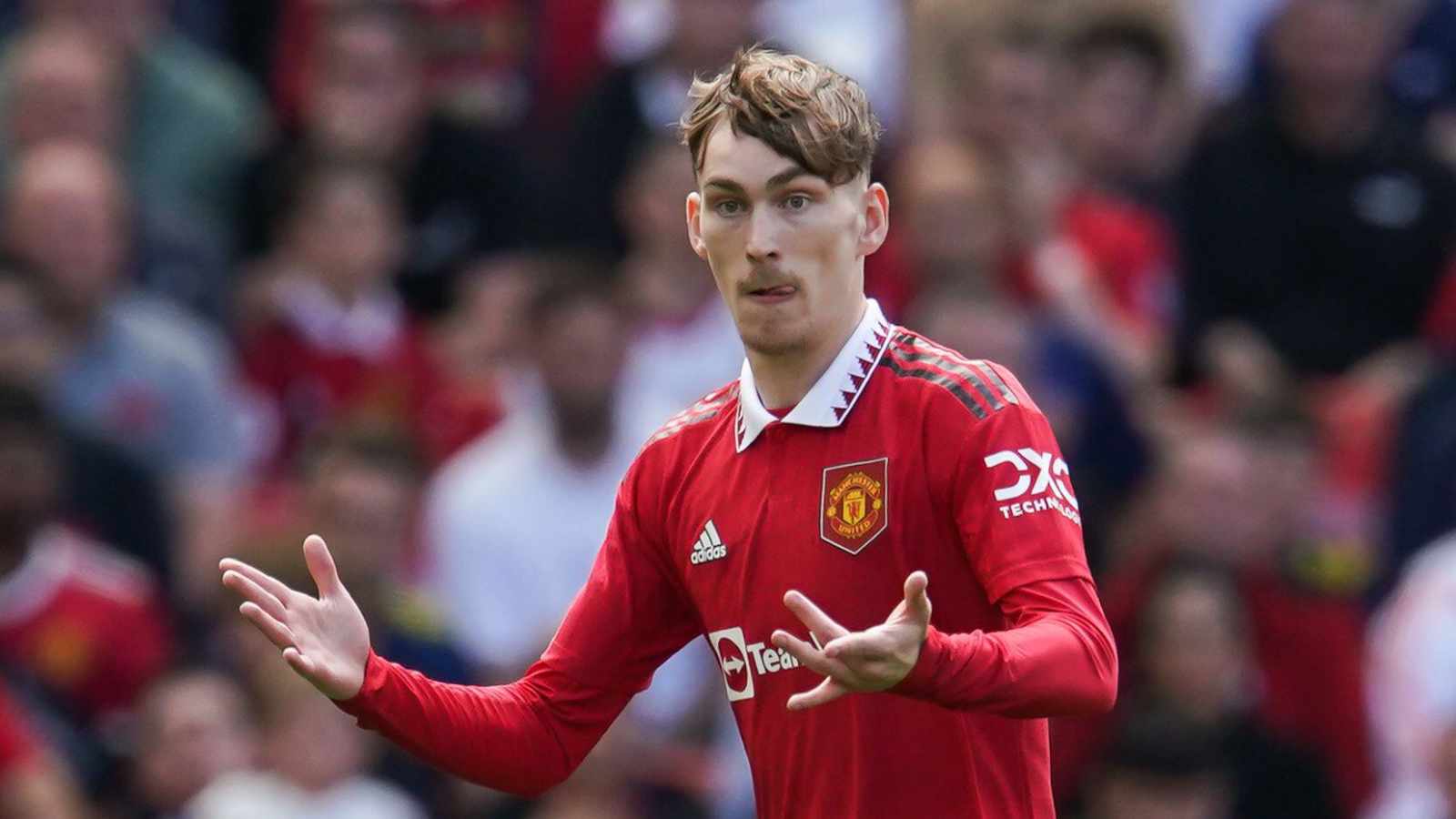 Manchester United ready to sell this young prodigy after not giving him any chance to play: Reports